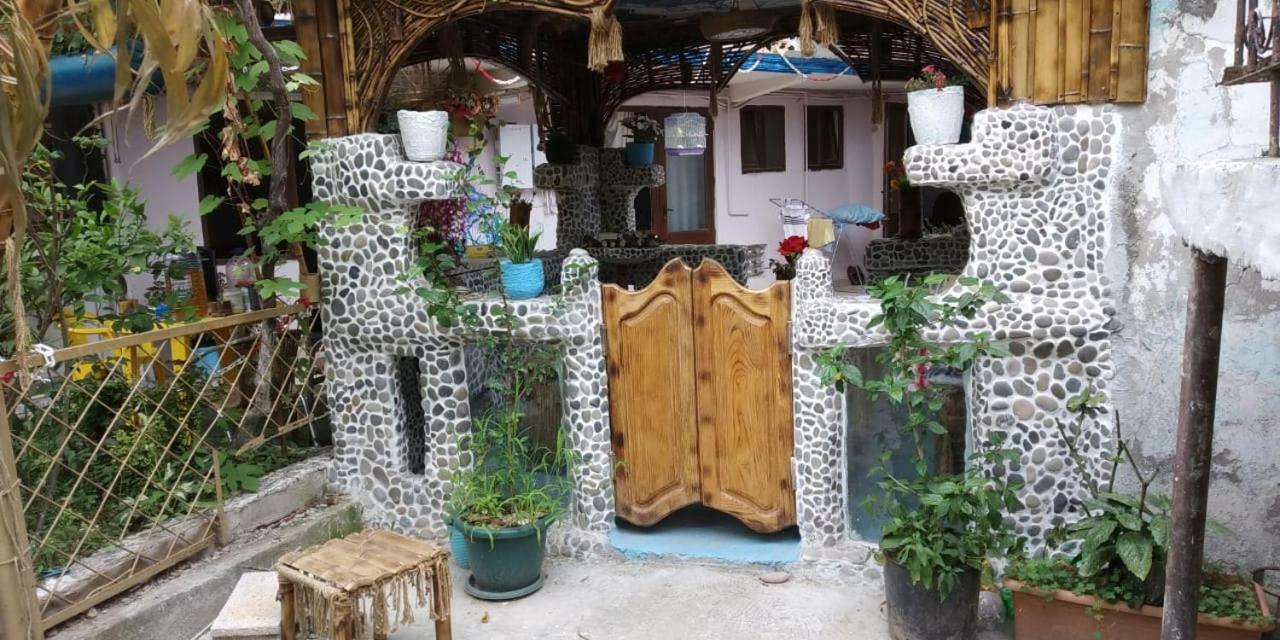 Aparthotel Palma 1-1 Batumi Zewnętrze zdjęcie